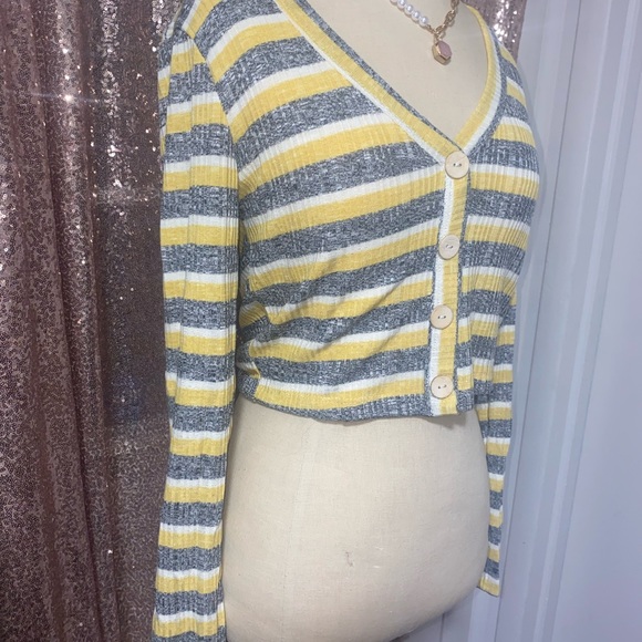 Yellow gray striped top - Picture 2 of 7